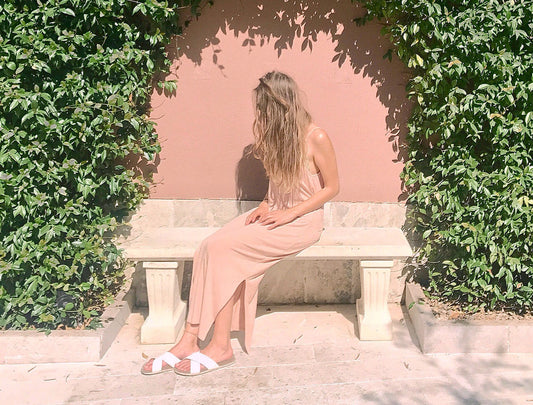 How to Accessorize a Pastel Spring Outfit