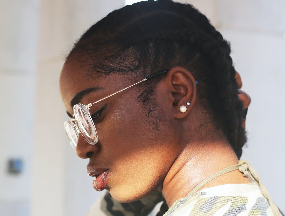 Reasons Why Women Should Have a Stud Earrings Collection
